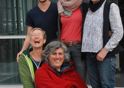 Dami Charf Teamfoto